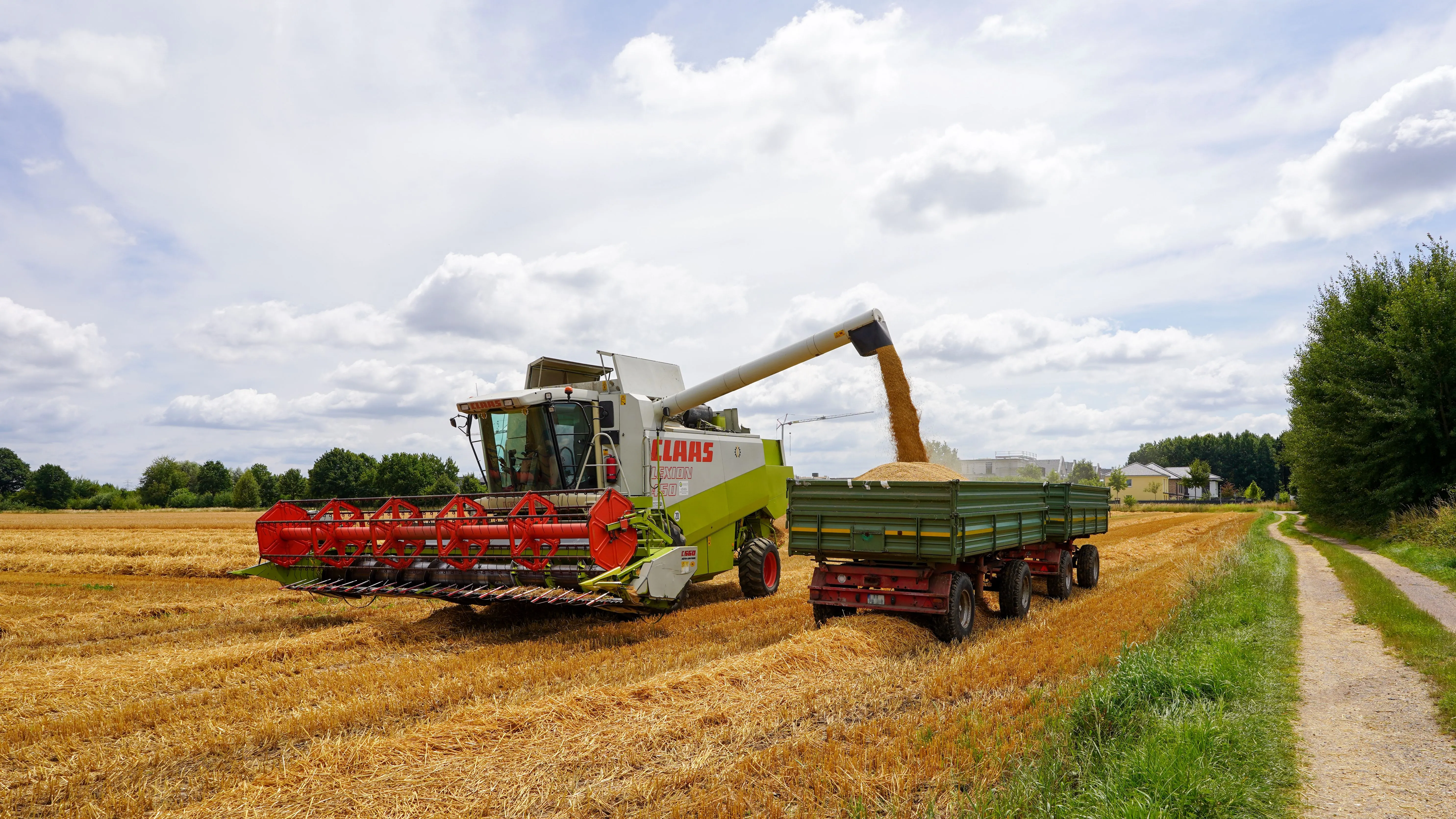 manutenção de máquinas agrícolas para garantir disponibilidade na safra
